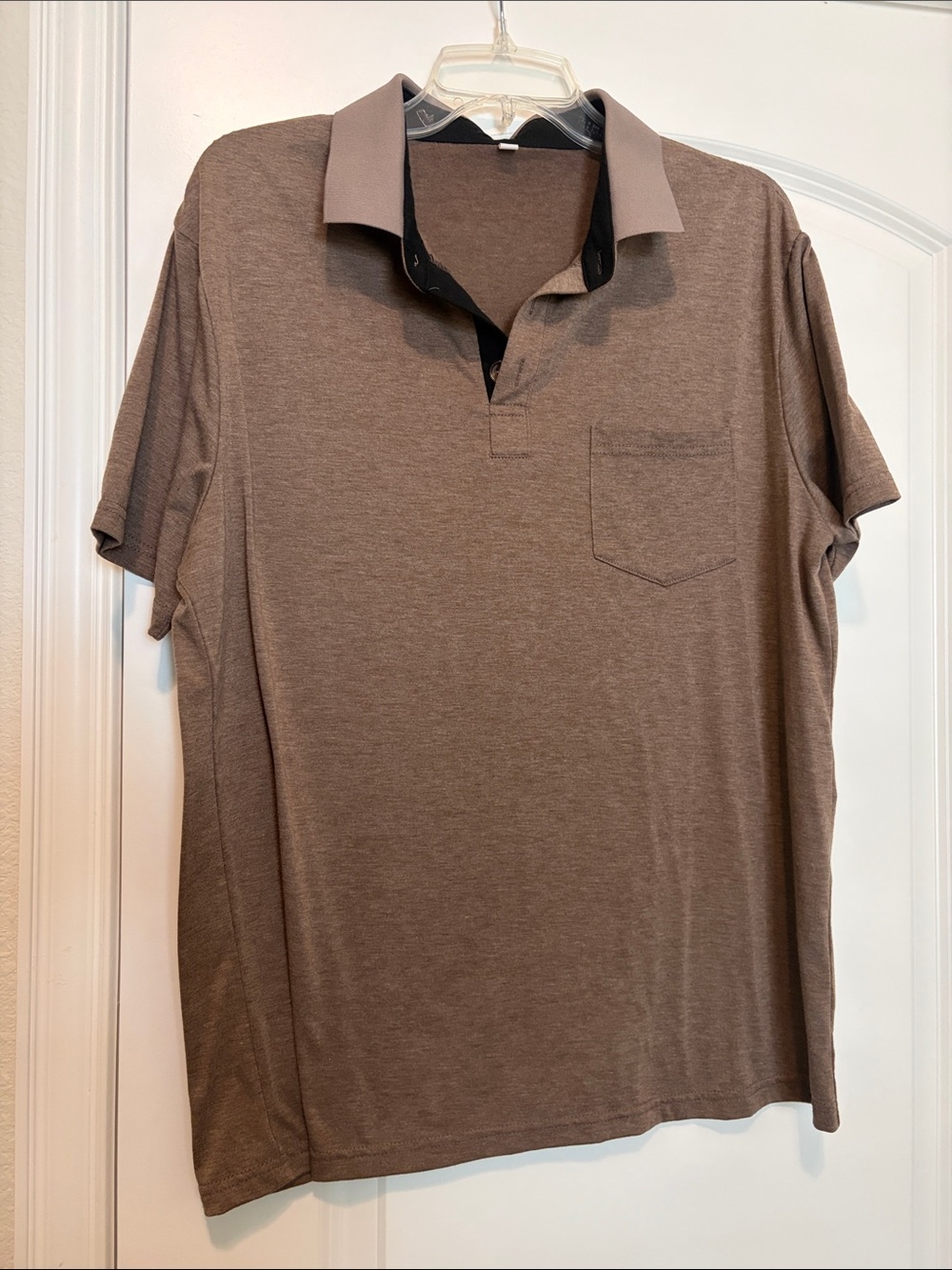 Men's Brown Polo Shirt with Contrast Collar